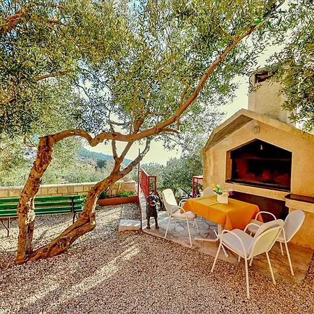 Holiday home Holiday Mario-1 By Interhome